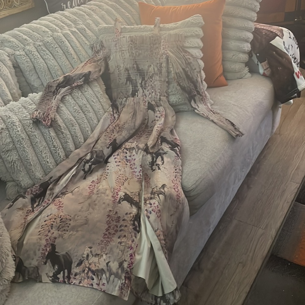 ALLSAINTS  GORGEOUS! GORGEOUS Dress Size Small 6 , NEW ! ❤️💕See Video